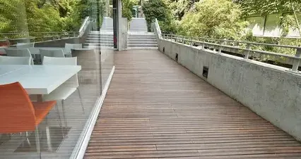 rénovation d'escaliers en bois à Bénodet - image 3